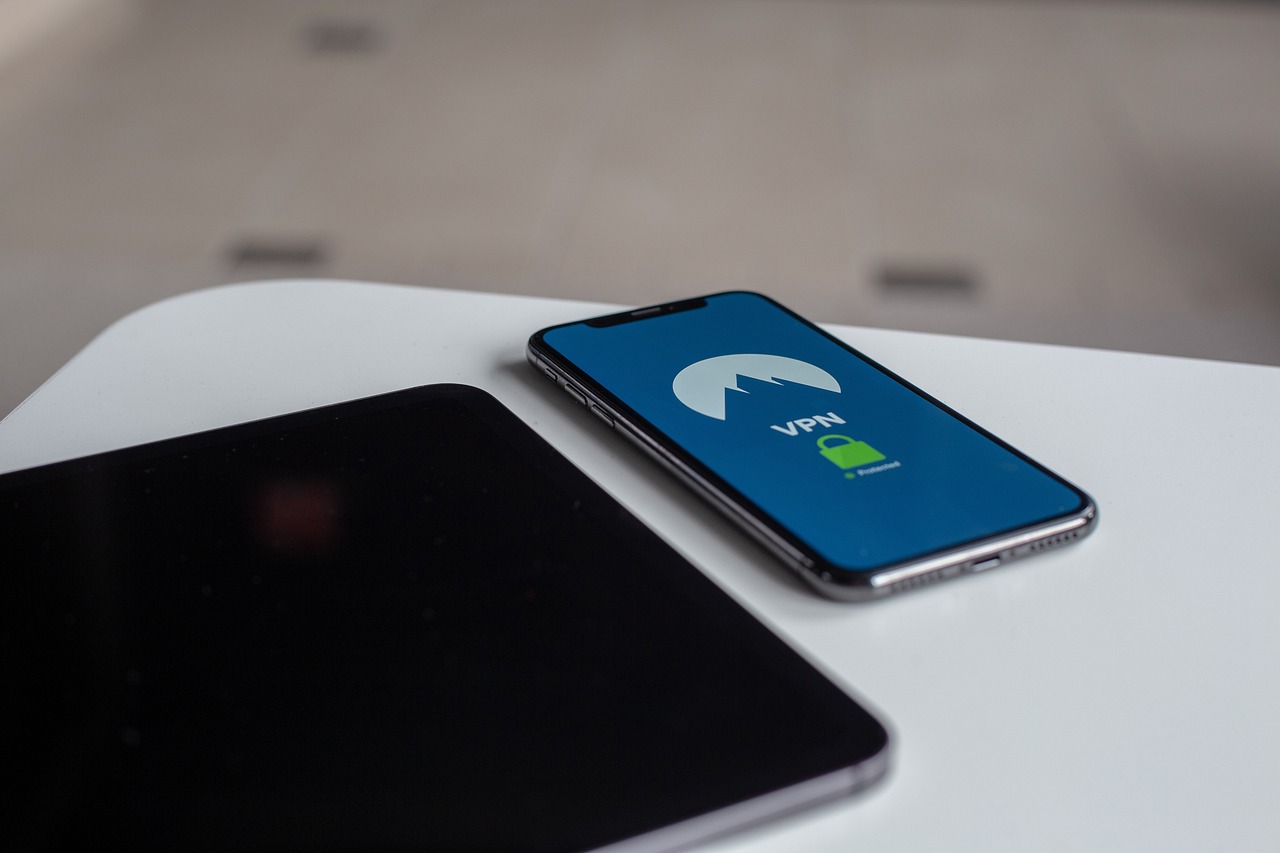 iOS快连先锋版：一键极速连接，轻松解决苹果设备网络加速与隐私保护难题