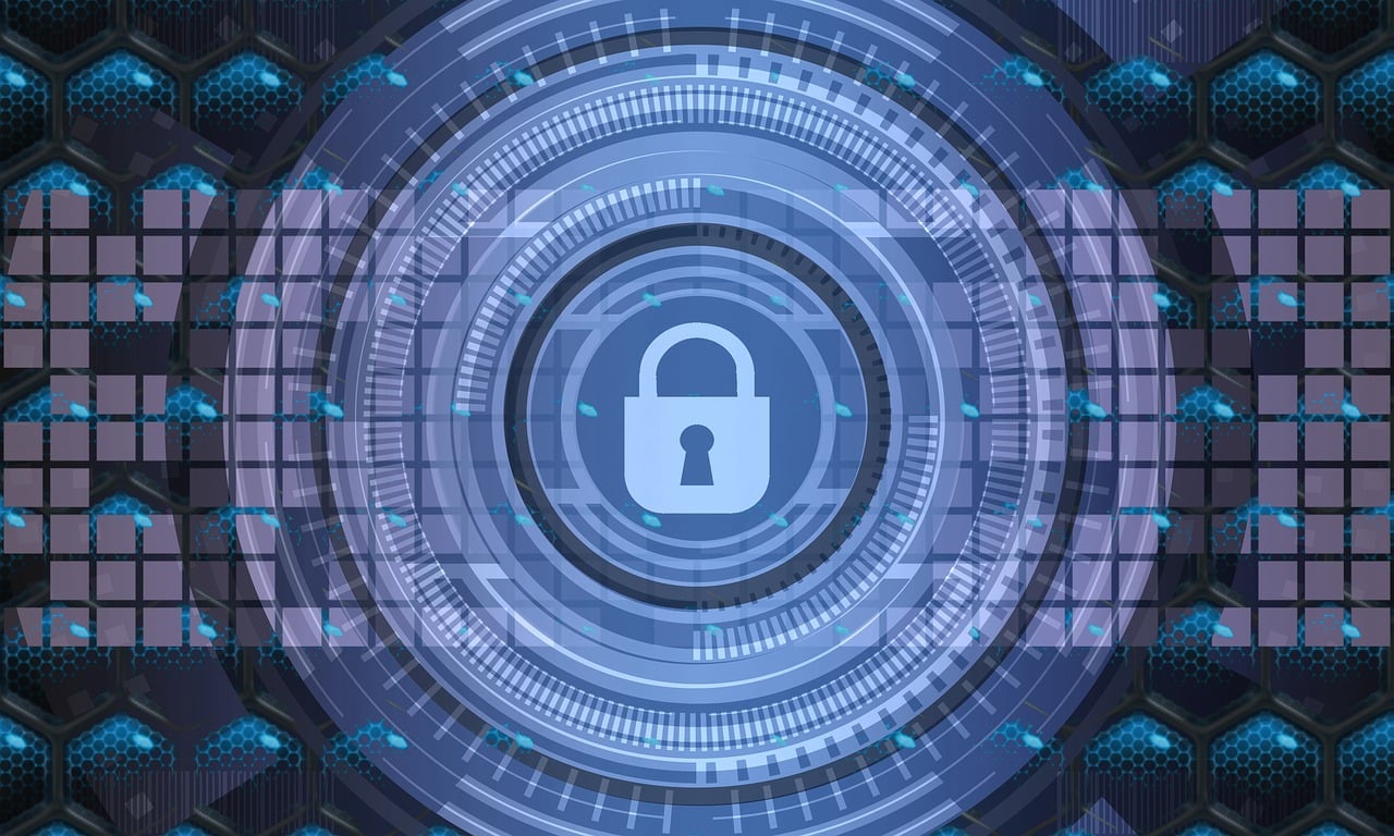 快连VPN破解无限版安全吗？揭秘隐藏风险与安全替代方案