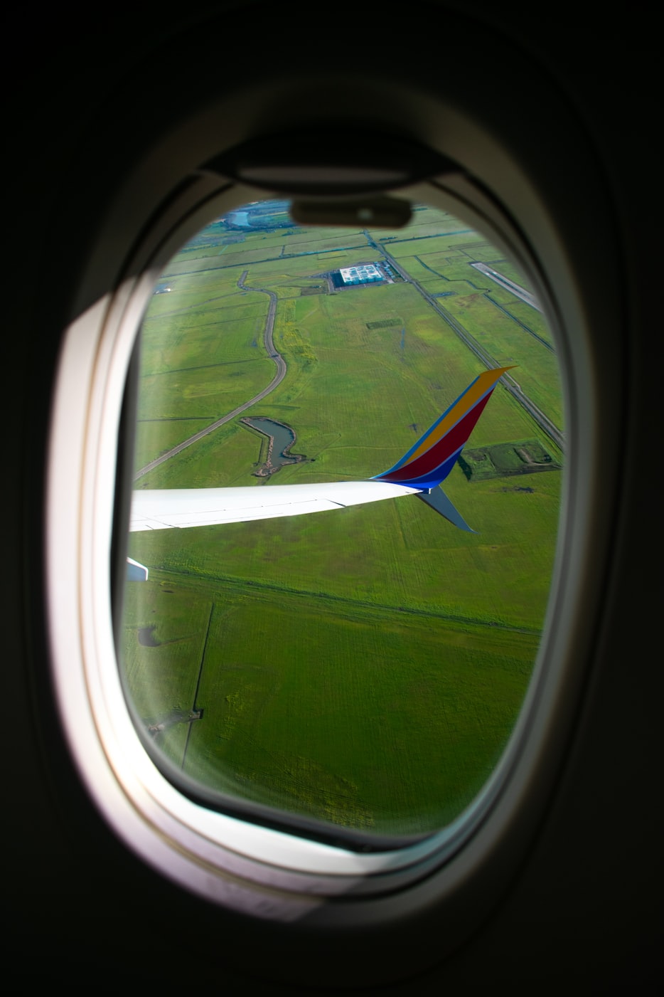 飞机app苹果版下载安装全攻略：轻松规划行程，避免误机烦恼